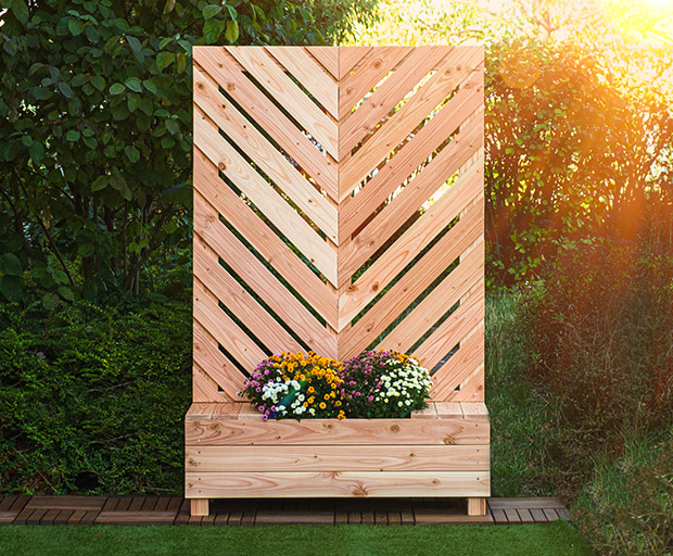 Sichtschutz mit Blumenkasten  selber  bauen  I GLOBUS BAUMARKT